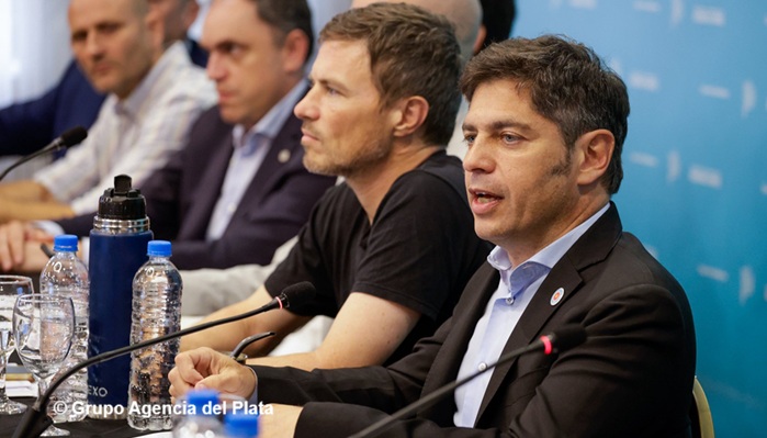 Kicillof anunció línea de inversión en ciencia y se diferenció de Milei a quien acusó de vaciar el sistema: «La Provincia invertirá $3.000 millones»