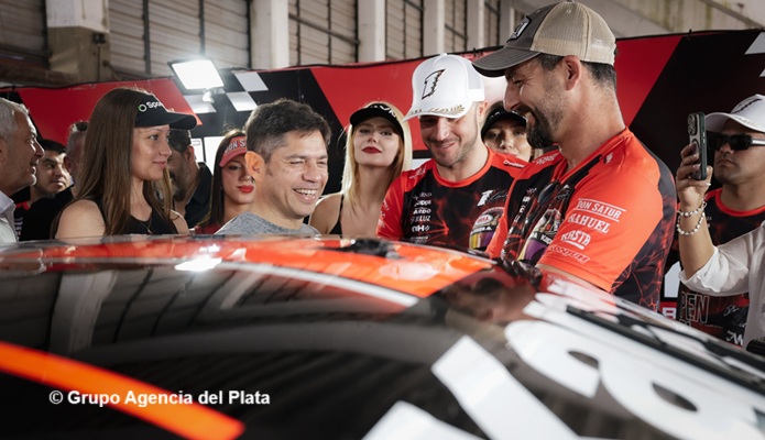 Kicillof en la final TC: «Ver al autódromo repleto es un orgullo que nos impulsa a seguir trabajando»