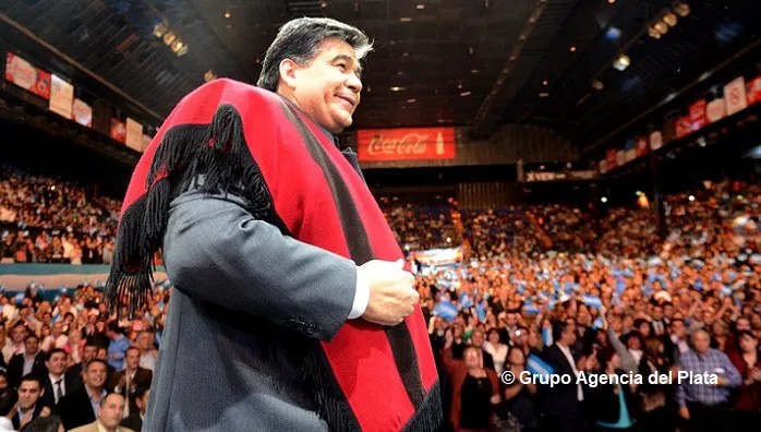 Mario Ishii un fenómeno popular que convoca multitudes